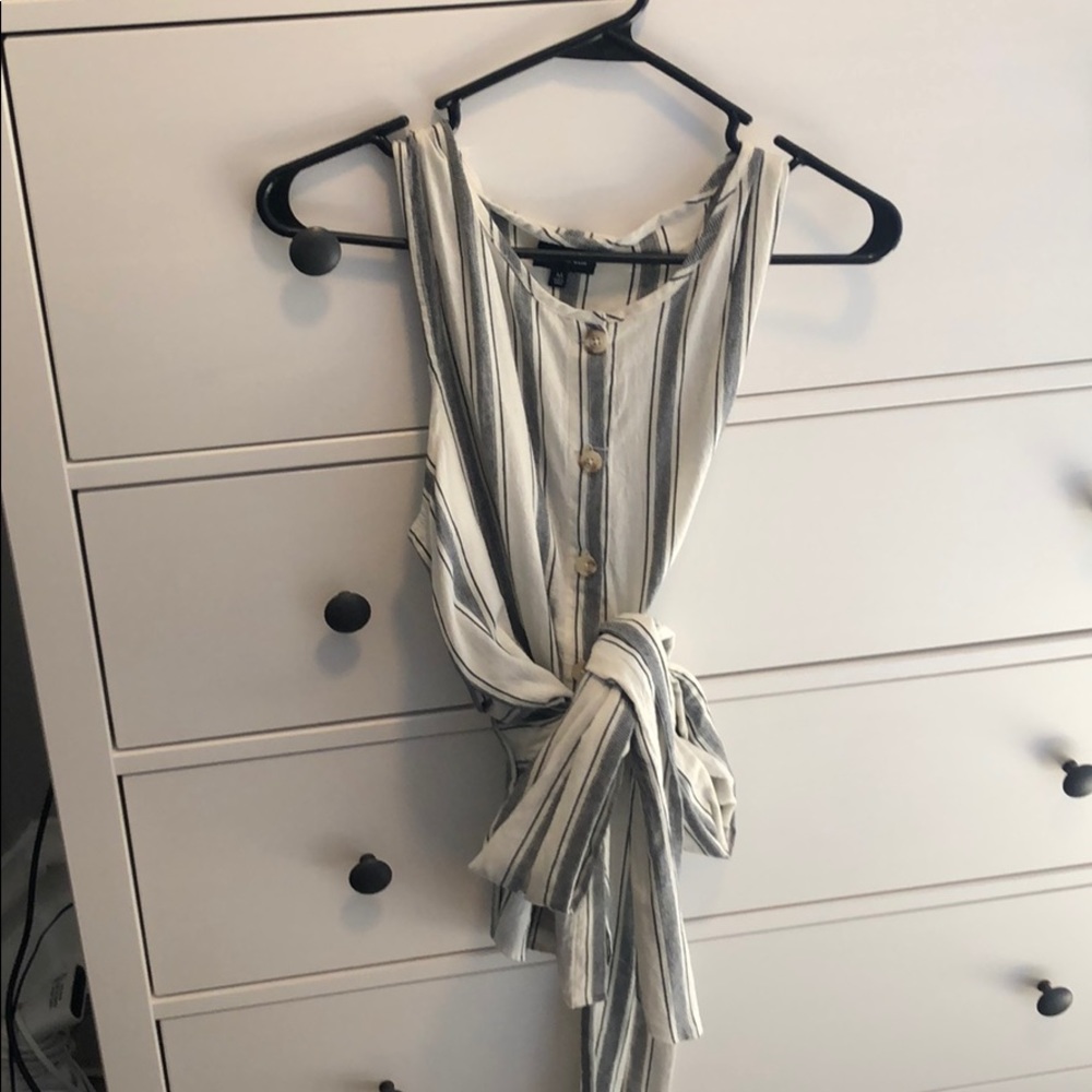 Target striped wrap tank